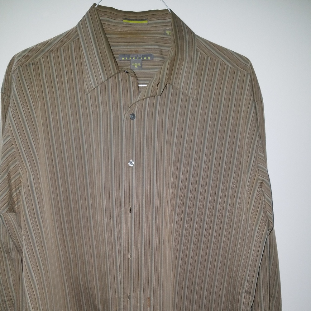 Men's dress shirt